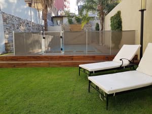 thumbnail: Outdoor pool