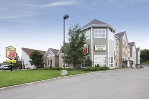thumbnail: Front of property