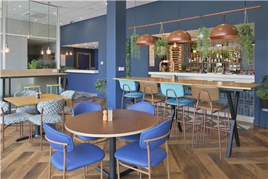 On-Site,Bar/Lounge