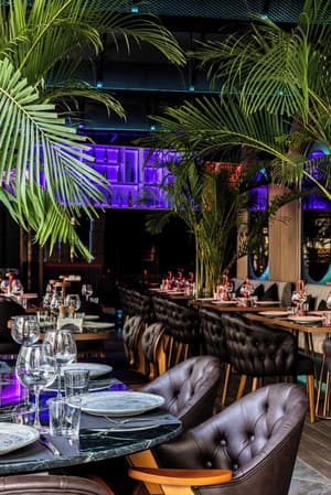 thumbnail: Restaurant