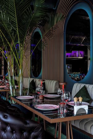 thumbnail: Restaurant