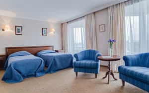 thumbnail: Room