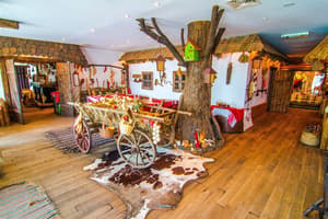 thumbnail: Interior detail