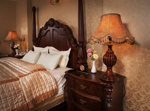 thumbnail: In-room dining