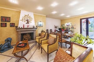 thumbnail: Interior