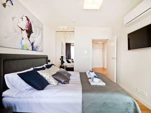 thumbnail: Room