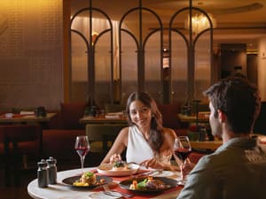 thumbnail: Restaurant
