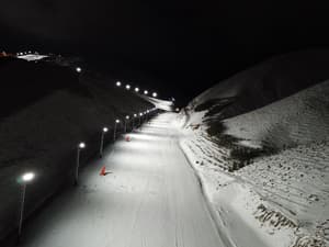 thumbnail: Snow and ski sports