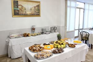 thumbnail: Breakfast buffet