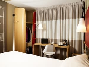 thumbnail: Room