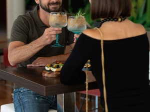 thumbnail: Bar (on property)