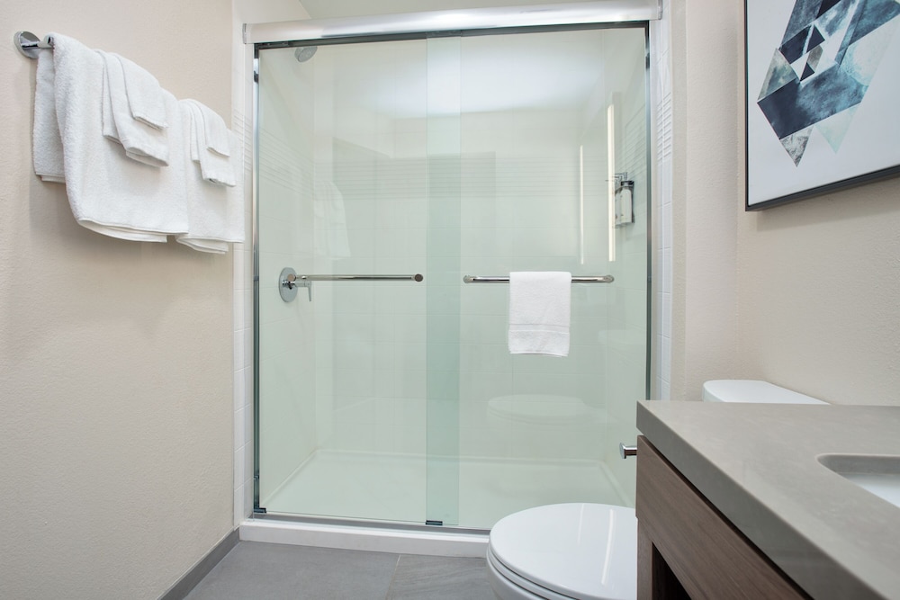 Bathroom shower