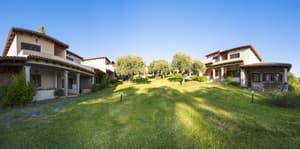 thumbnail: Exterior