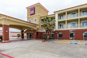 thumbnail: Exterior