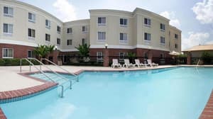 thumbnail: Outdoor pool