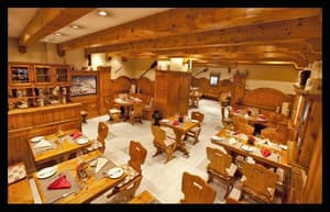 thumbnail: Restaurant