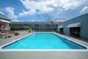 thumbnail: Pool
