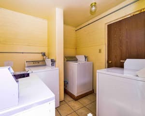 thumbnail: Laundry room