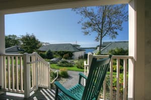 thumbnail: Balcony