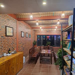 thumbnail: Restaurant