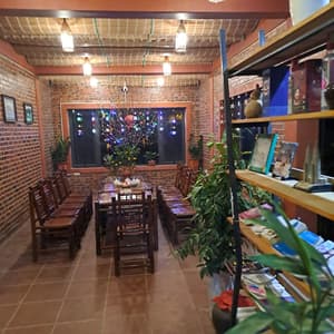 thumbnail: Restaurant