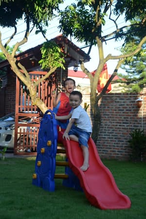 thumbnail: Children's play area - outdoor