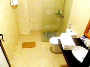 thumbnail: Bathroom