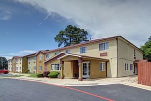 thumbnail: Front of property