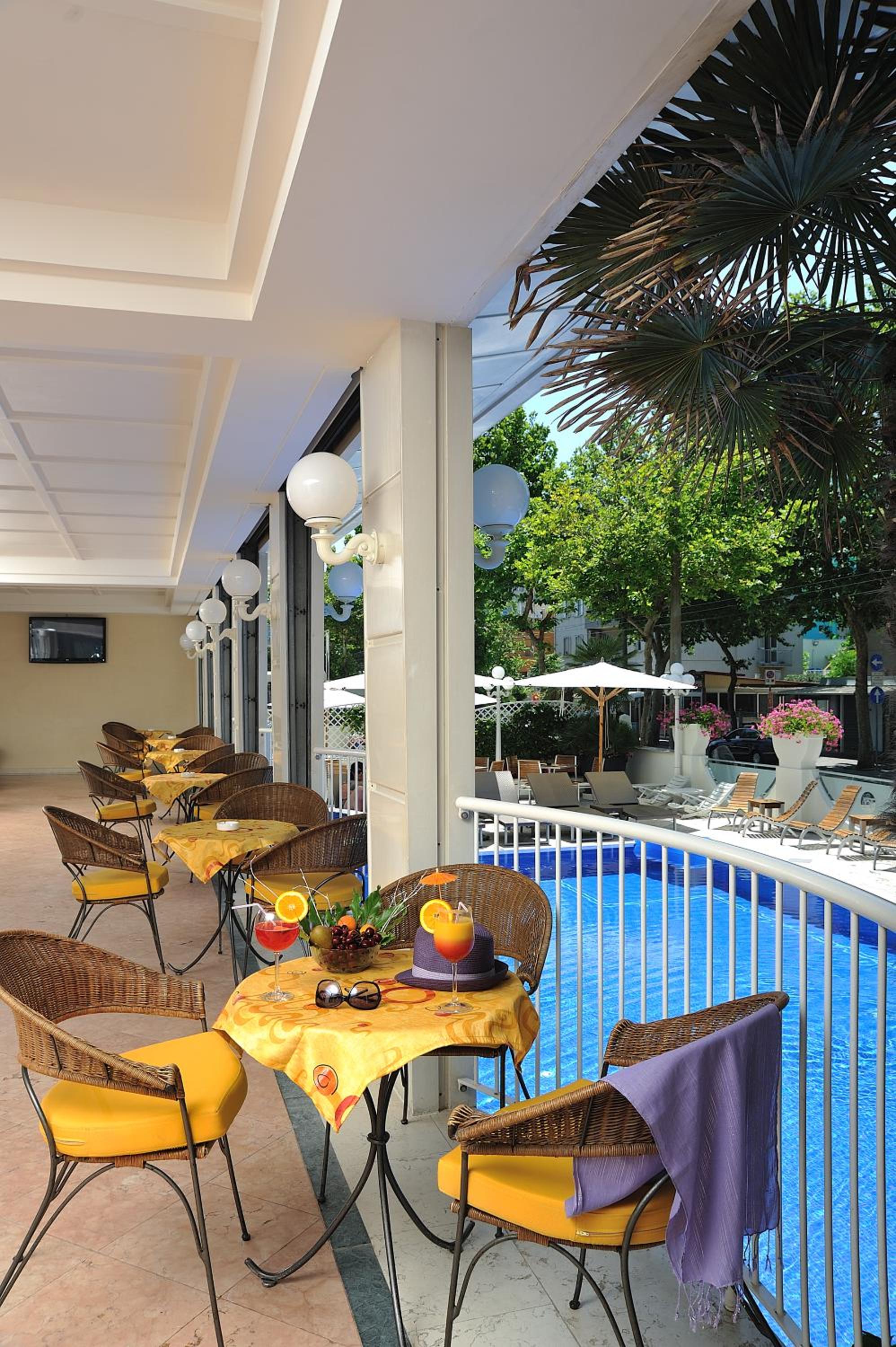 Restaurant-cafeteria