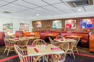thumbnail: Restaurant