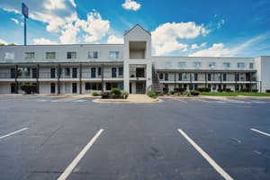 thumbnail: Exterior