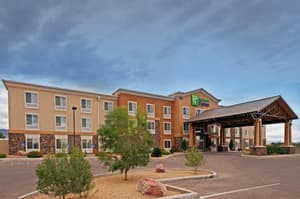 thumbnail: Exterior
