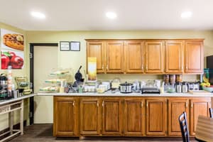 thumbnail: Breakfast area