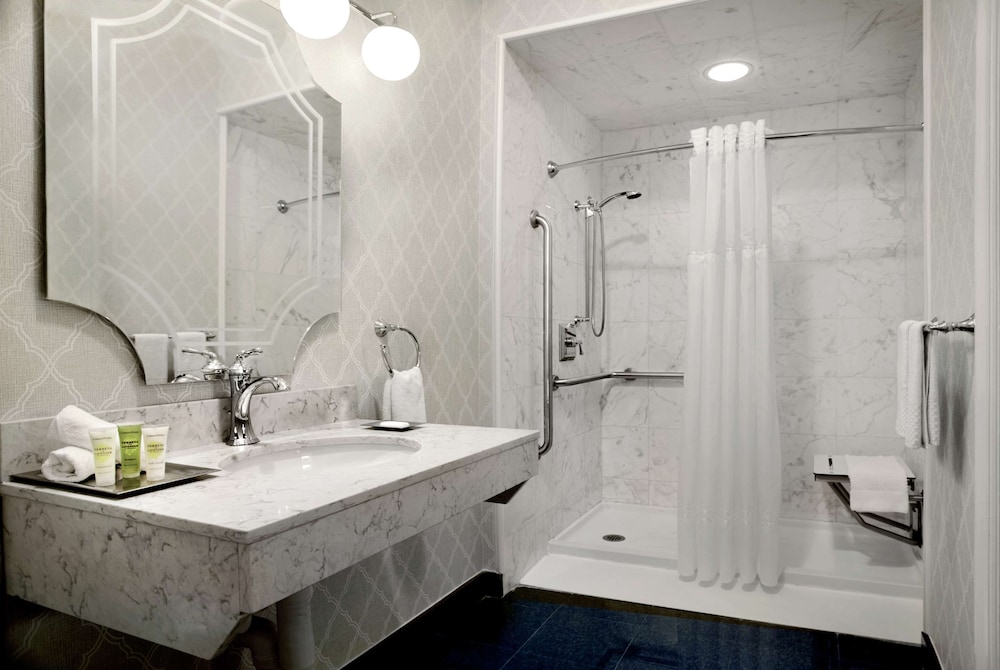 Bathroom shower