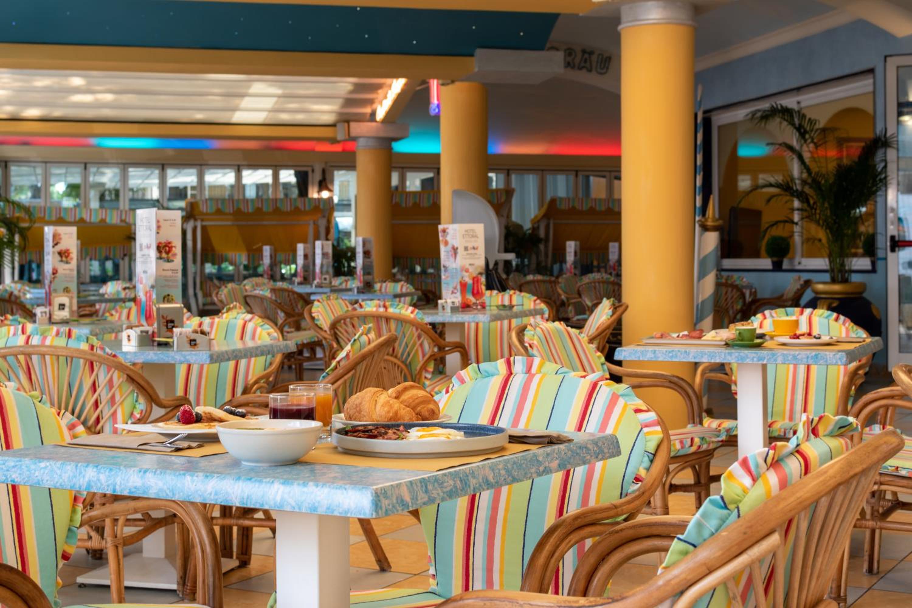 Restaurant-cafeteria
