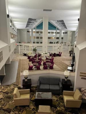 thumbnail: Interior detail