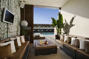 thumbnail: Rooftop pool