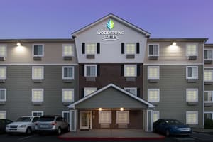 thumbnail: Exterior