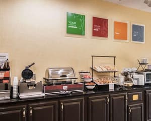 thumbnail: Breakfast area