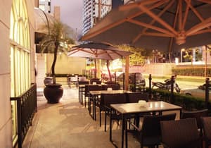 thumbnail: Bar (on property)