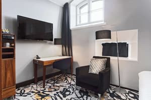thumbnail: Room