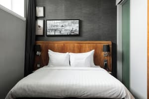 thumbnail: Room