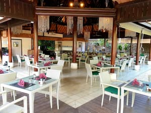thumbnail: Restaurant