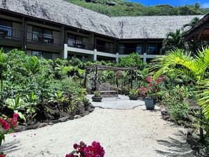 thumbnail: Exterior