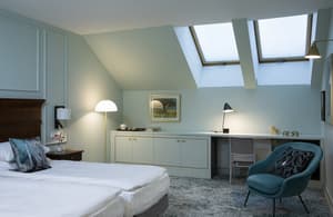 thumbnail: Room