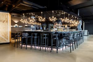 thumbnail: Bar (on property)