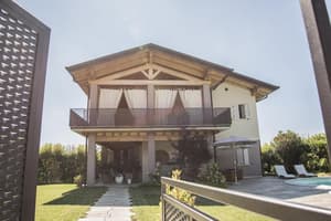 thumbnail: General view