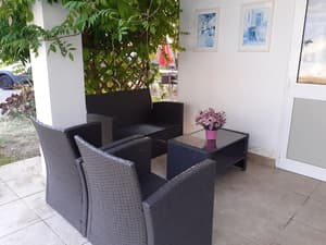 thumbnail: Reception