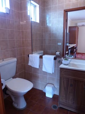 thumbnail: Bathroom amenities