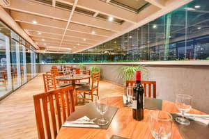 thumbnail: Restaurant